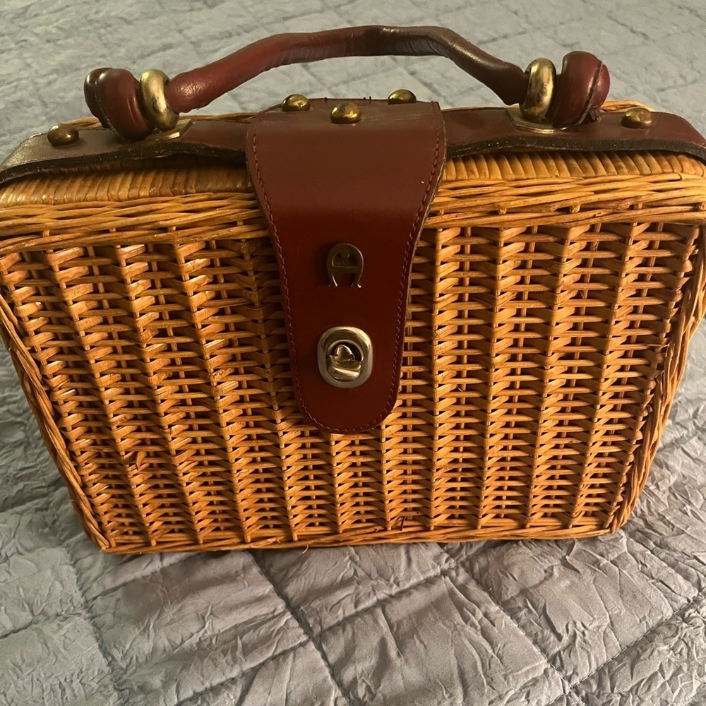 Etienne Aigner Vintage Iconic Wicker Handbag in Aigner signature burgundy